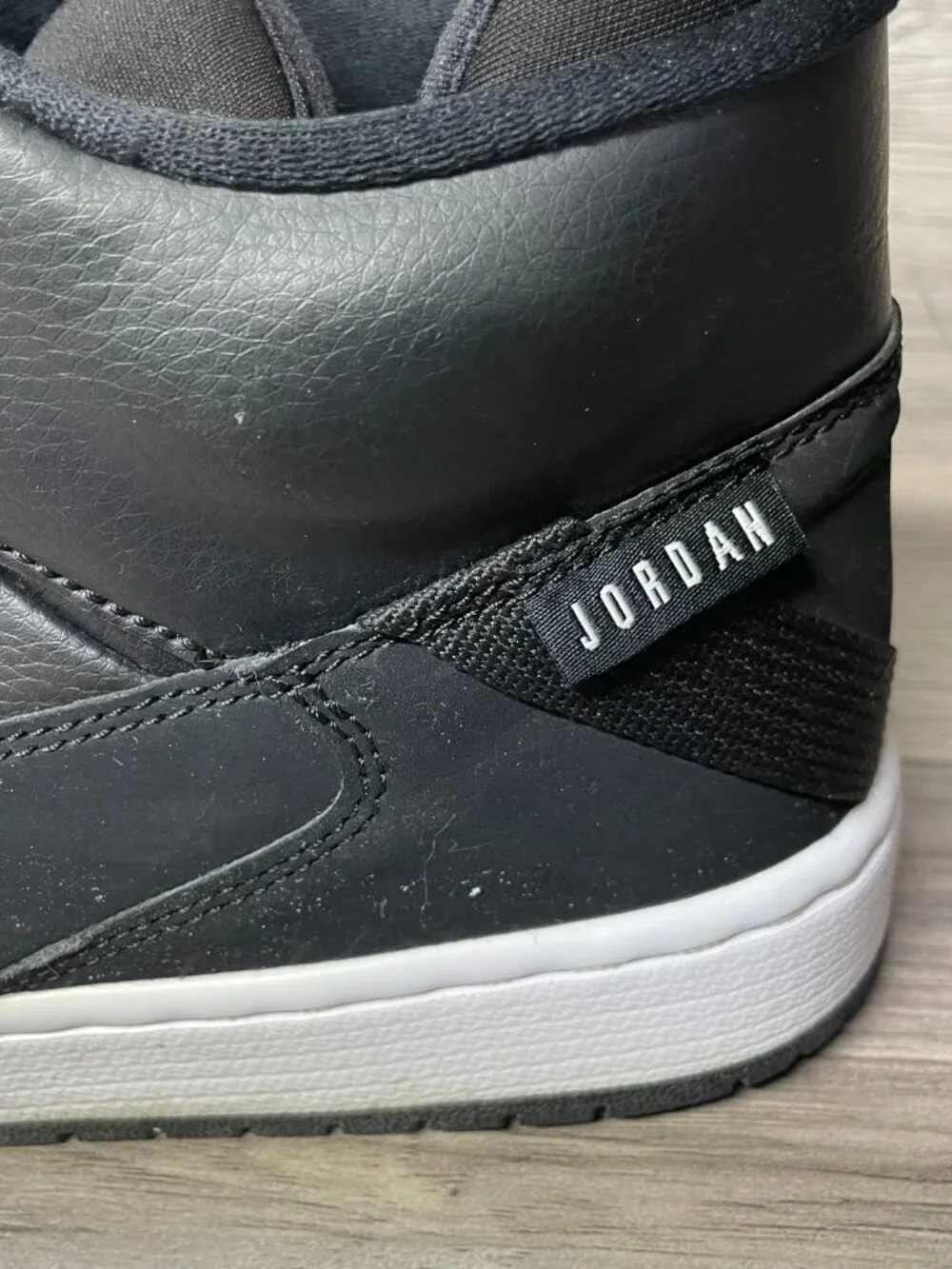 Nike Air Jordan Fadeaway Mens High Top Sneakers: Black/White: Size 10